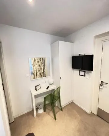 Hotel kapsułowy Olit Cathedrale *