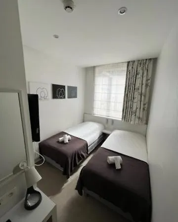 Olit Cathedrale Hotel kapsułowy *