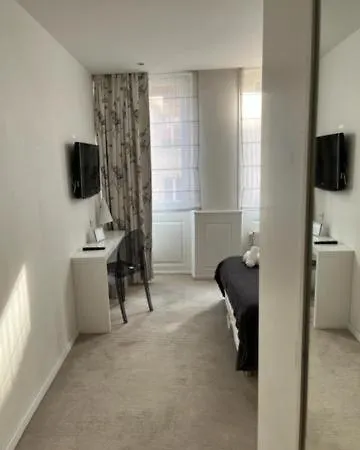 Hotel kapsułowy Olit Cathedrale