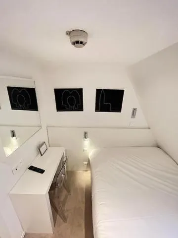 Capsule hotel Olit Cathedrale