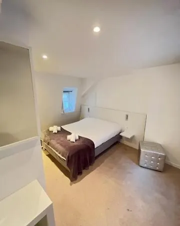 Olit Cathedrale Capsule hotel *